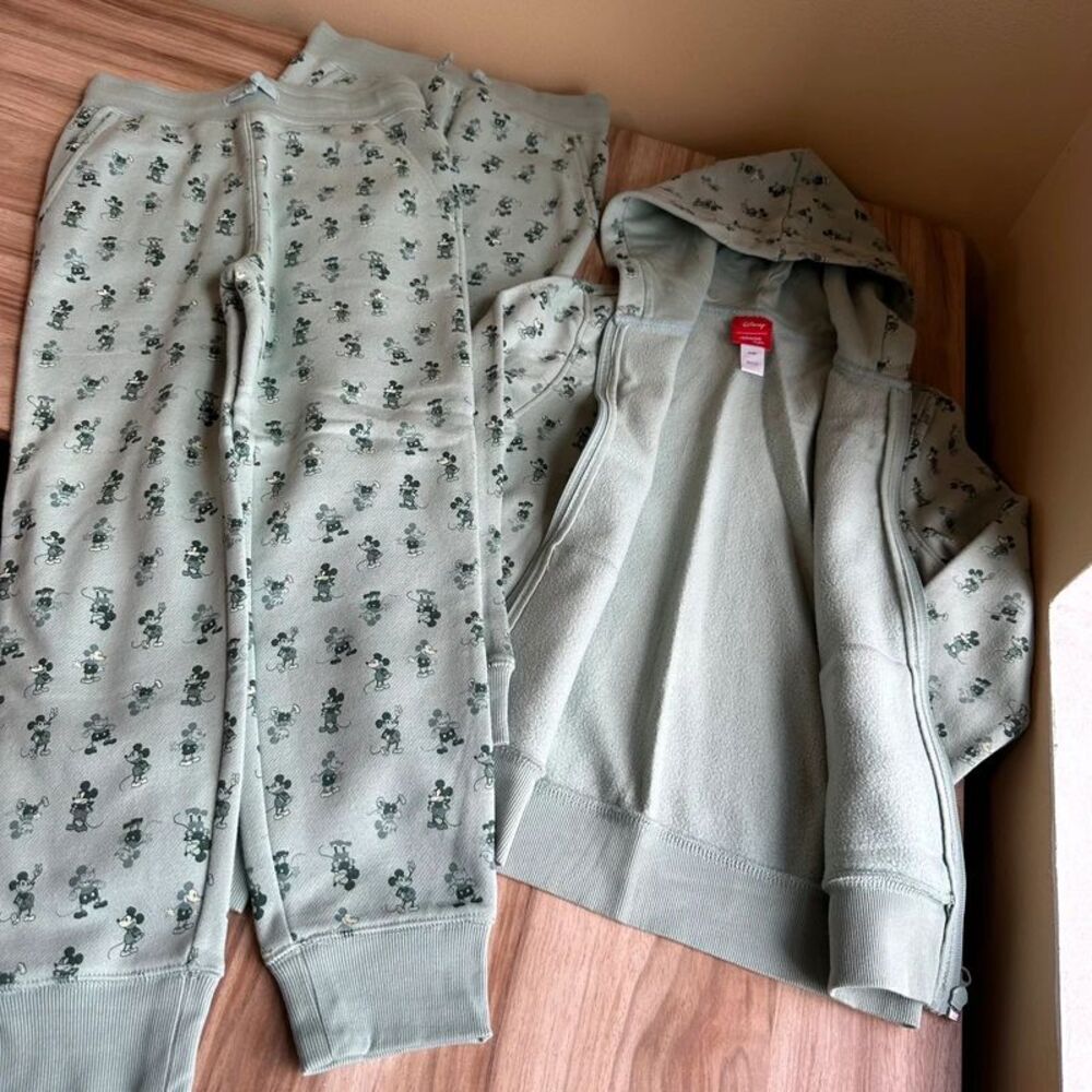 Disney Mickey Mouse Boys Size 8 Hoodie Jogger Pants 3 Piece Fleece Set Green
